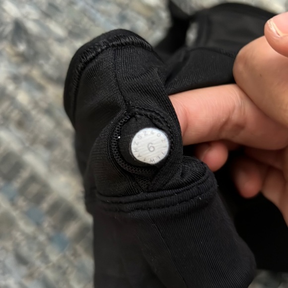 Lululemon racer back tank with built in support - Picture 4 of 4